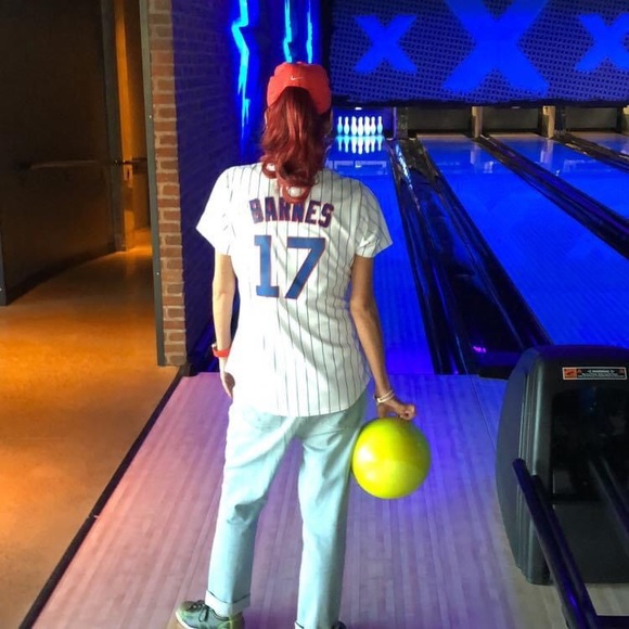 Meet your Posher, Dee - Picture 5 of 7